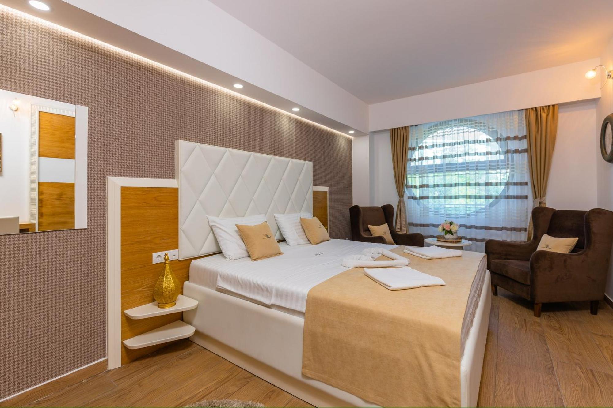 Vujanovic Apartments Sveti Stefan Exterior foto